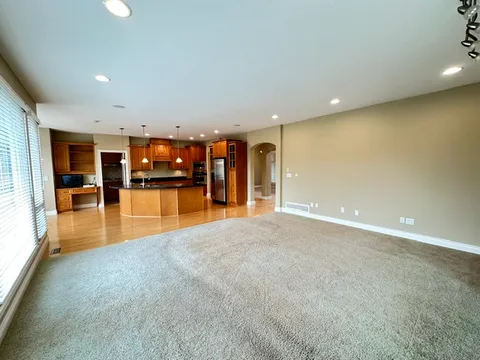 Luxury 5 Bed and 5 Bath Gorgeous Golf-View Whole House for Rent, photo 5