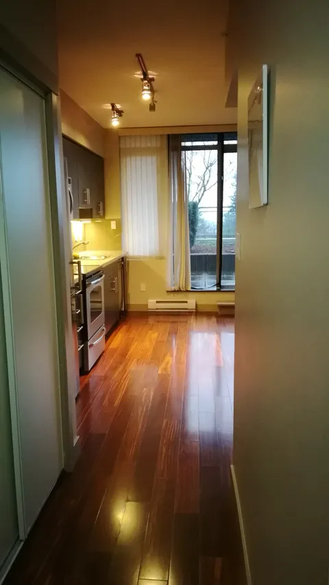 Nice One Bedroom Condo in SFU Burnaby Mountain Community for Rent, photo 5